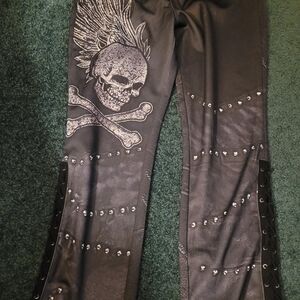 Edgy Skull and Crossbones Black Leggings Helloween